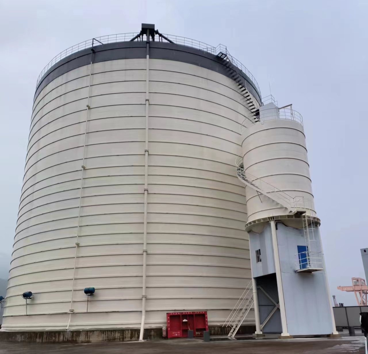 麒麟10万吨水泥钢板库